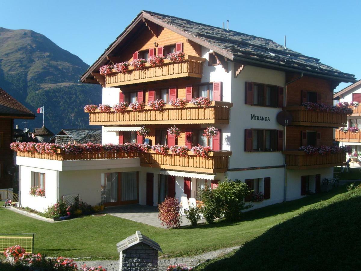 Haus Miranda Graechen Lägenhet Exteriör bild